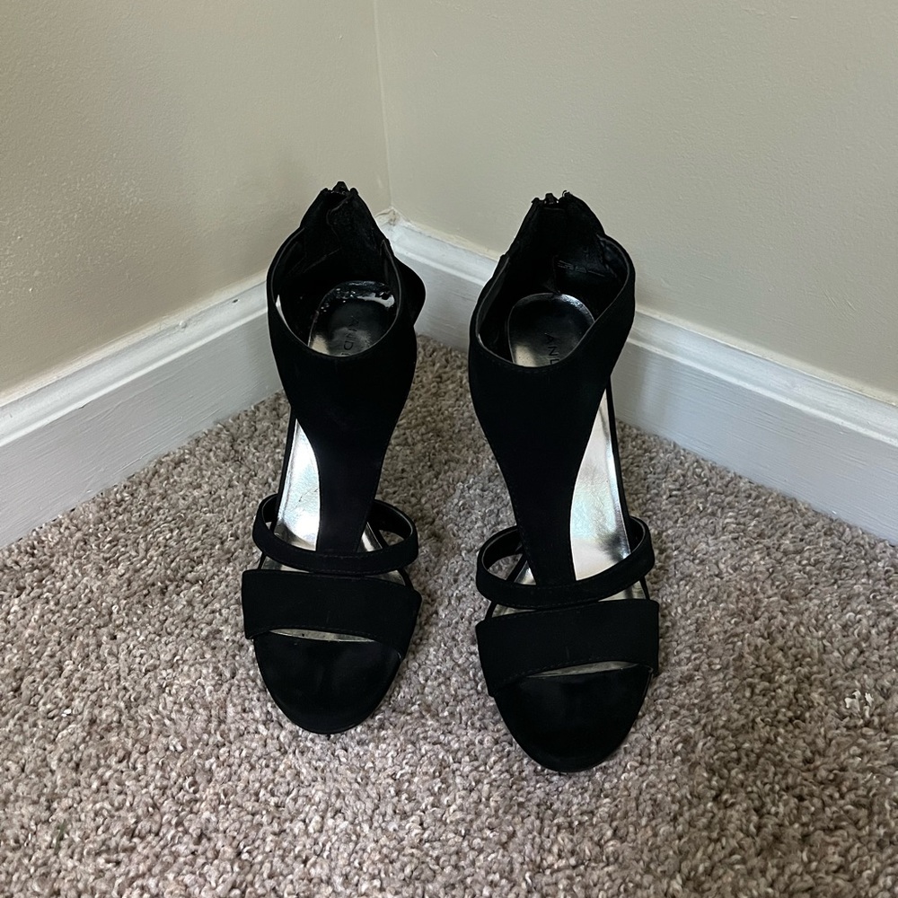 Black heels